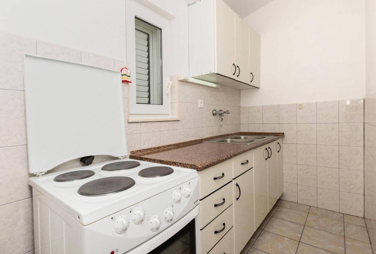 Apartments Neda Трогир Екстериор снимка