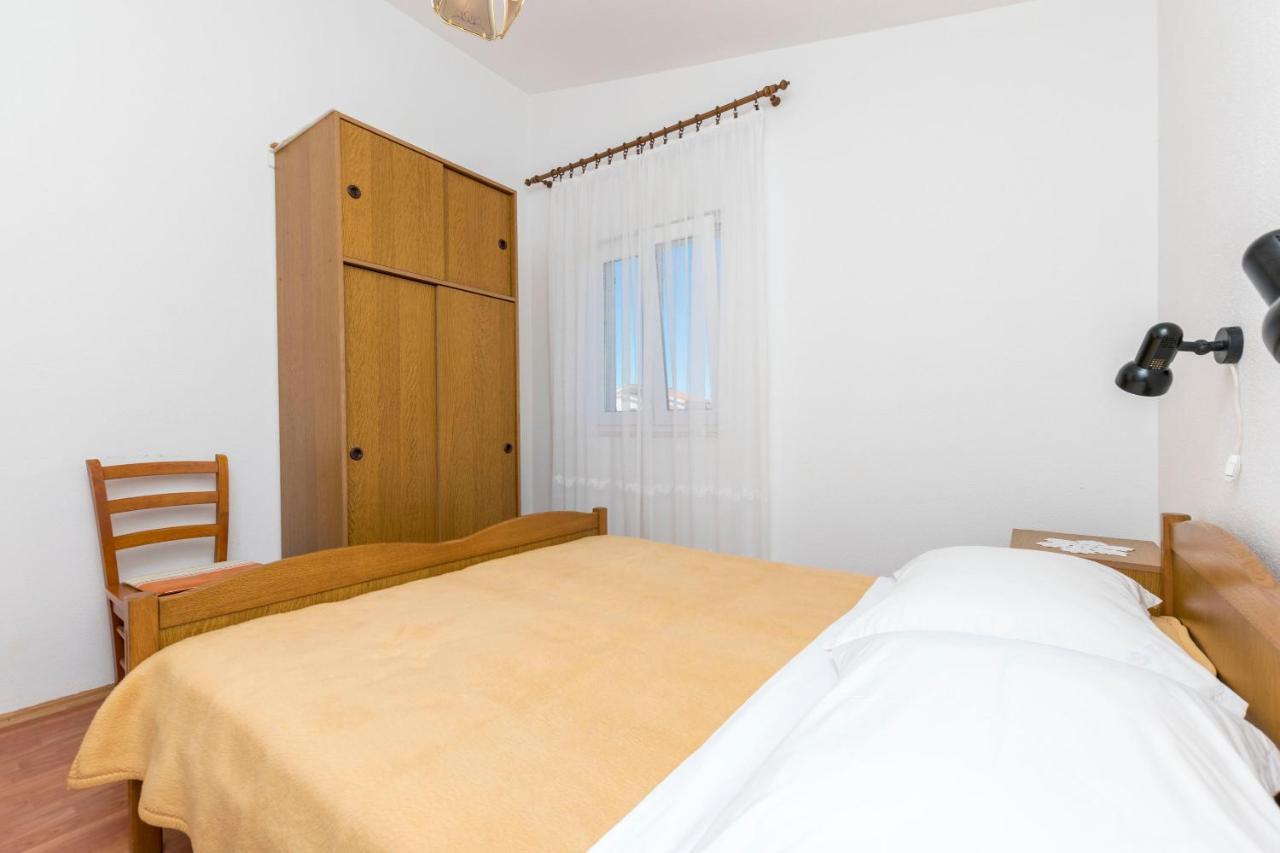 Apartments Neda Трогир Екстериор снимка