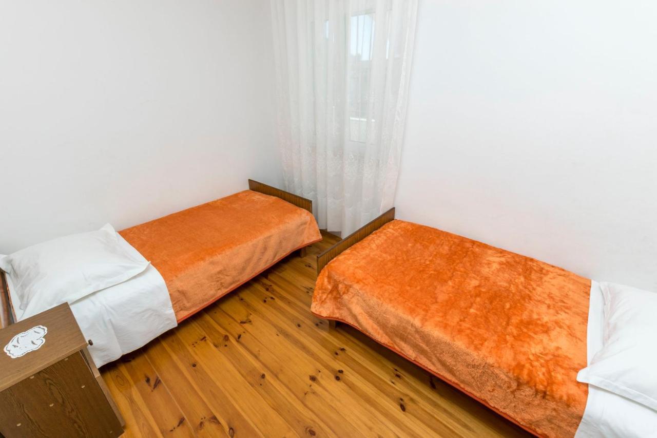 Apartments Neda Трогир Екстериор снимка